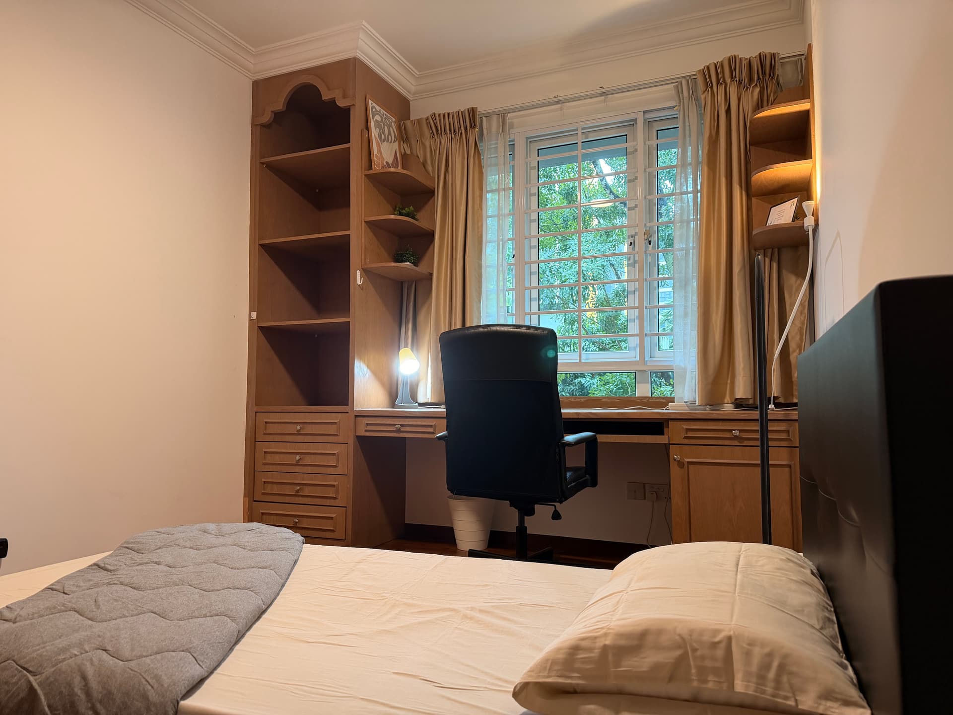 Room 5 (CR5), Common Room at The Floravale