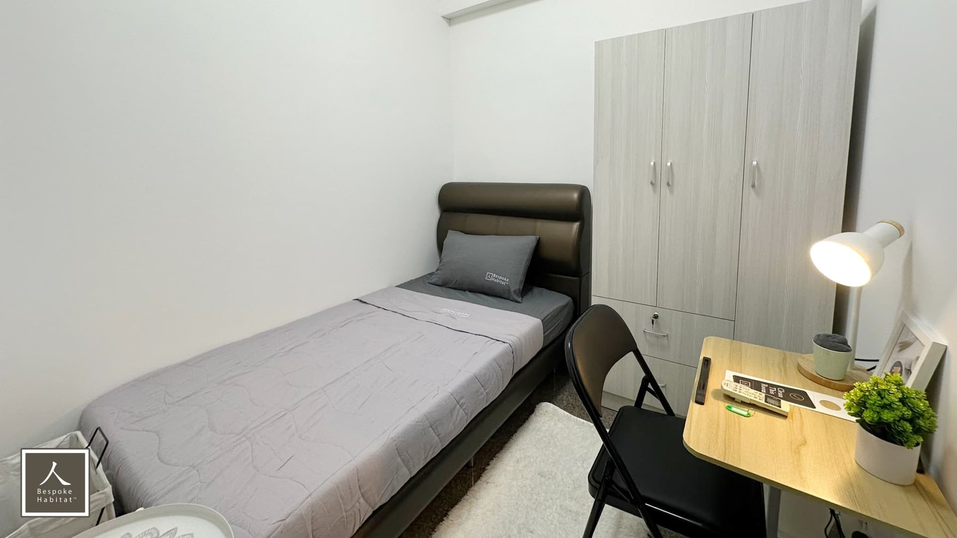 Room 1 (ECON1), Economy Room at Eastpoint Green