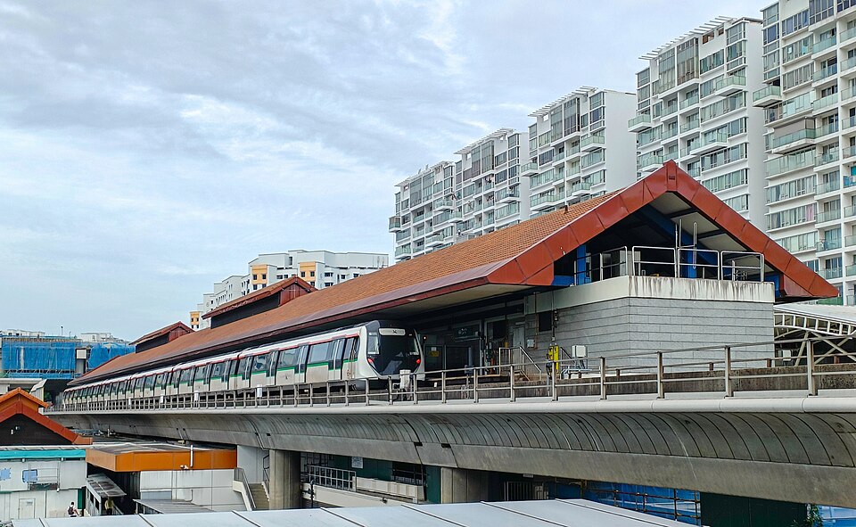 Boon Lay MRT station sign