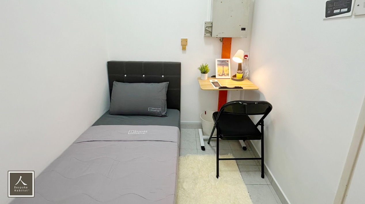 Room 7 (ECON7F) at Azalea Park — photo 2